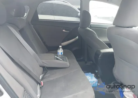 2013 Toyota Prius Two z USA, uszkodzony, nr VIN JTDKN3DU9D5650012